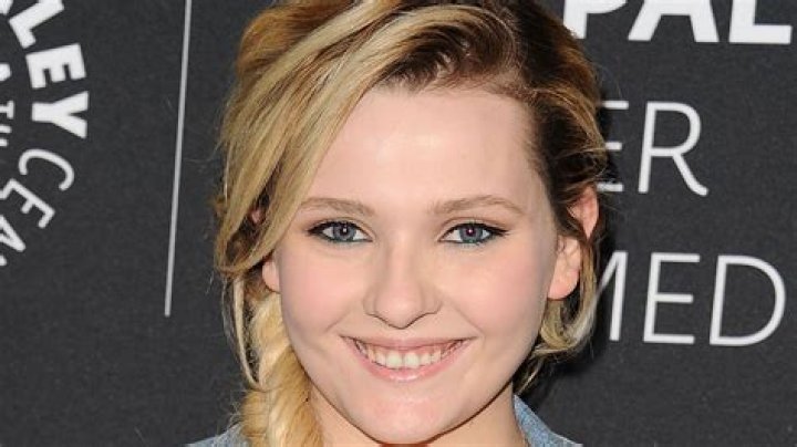 Abigail Breslin Is Reportedly Being Sued By Her Former Assistant Teen