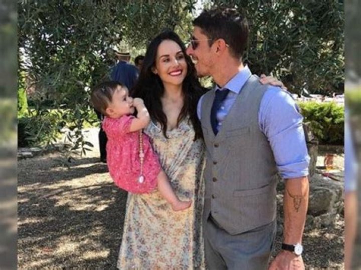 Alberto Guerra y Zuria Vega refuerzan su amor con una romántica foto