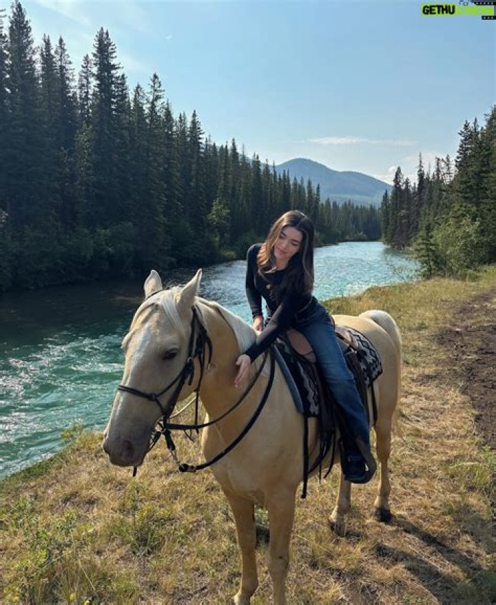 Alisha Newton (alijnewton) &bull; Photos et vid&eacute;os Instagram Alisha