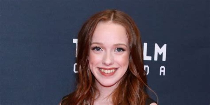 Amybeth McNulty Bio, Age, Height, Boyfriend, Net Worth Wealthy Spy