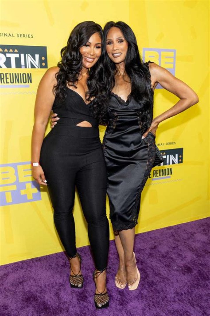 Anansa Sims Is Beverly Johnson's LookAlike Daughter Who Became a Plus