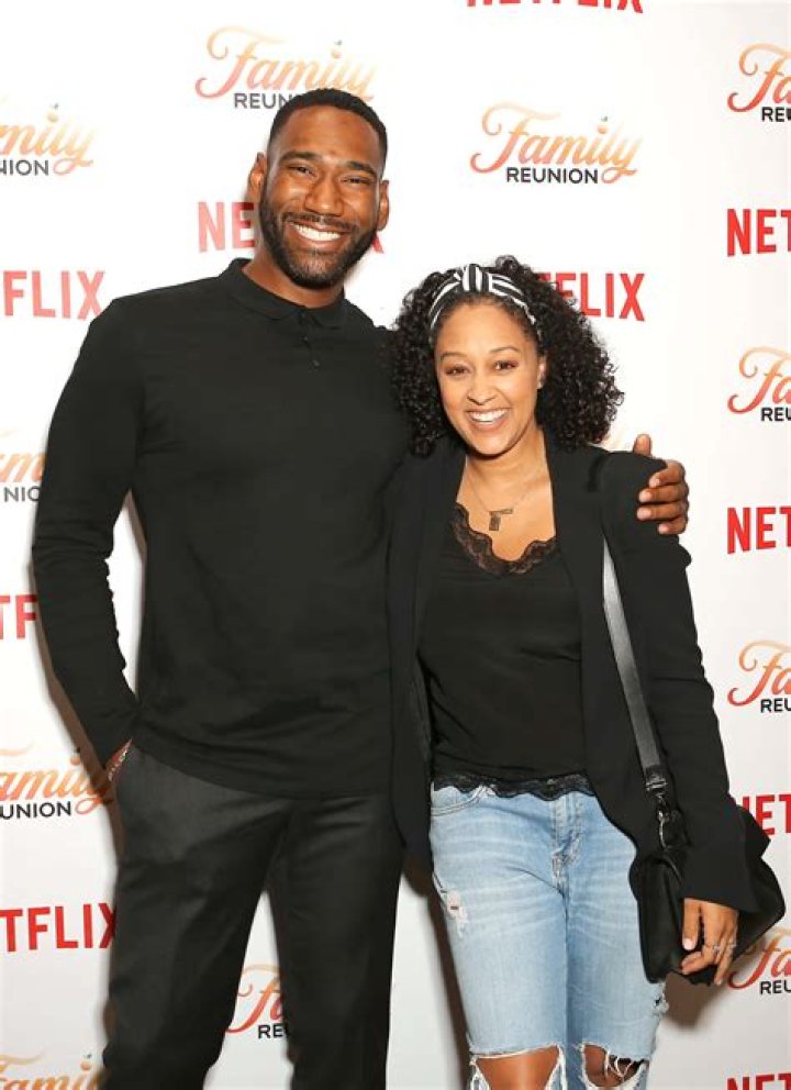 Anthony Alabi Talks Netflix Family Reunion and Fatherhood L.A. Parent