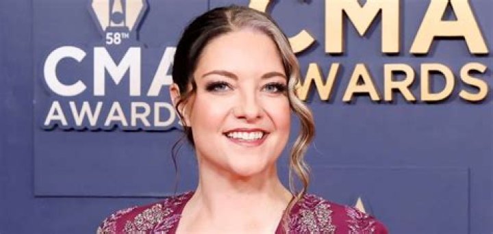 Ashley McBryde Height, Weight, Age, Boyfriend, Facts, Biography