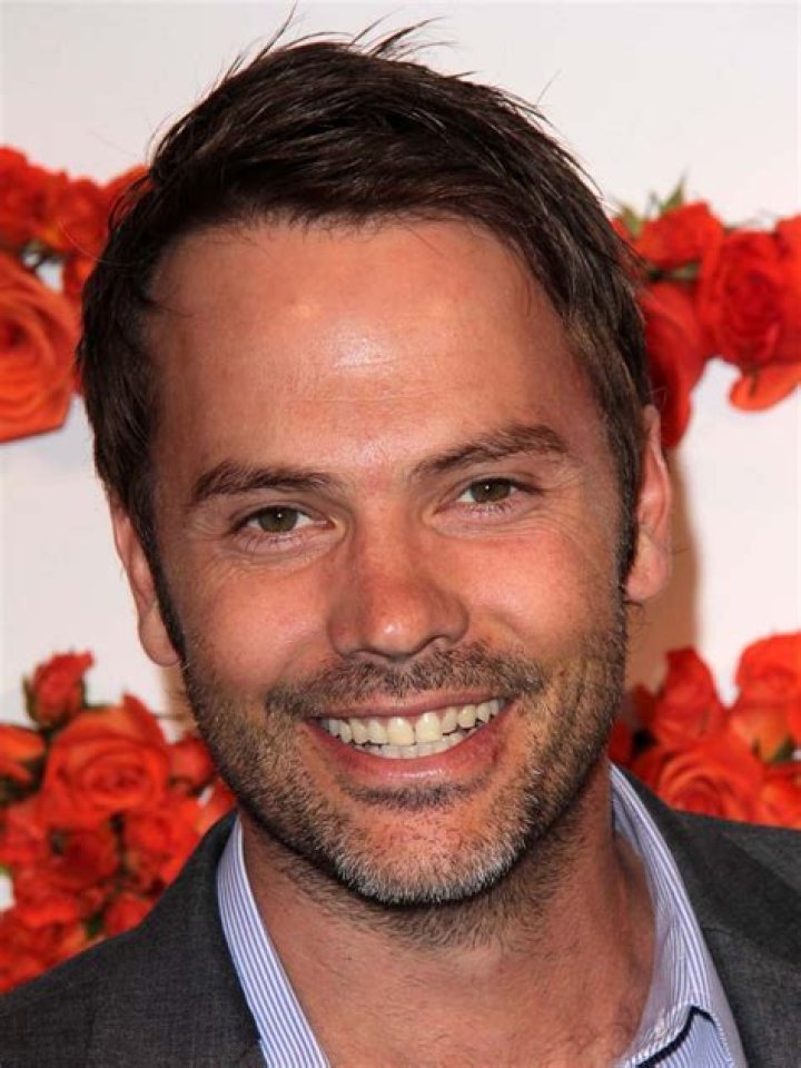 Barry Watson Discusses Working With His Famous FatherinLaw Robert