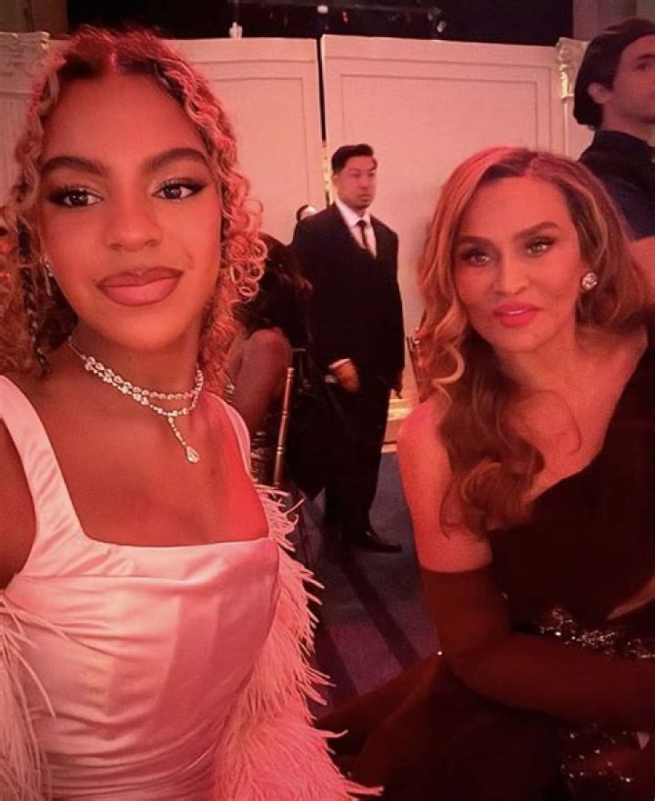 Beyonc&eacute; shares photo of Tina Knowles and Richard Lawson after