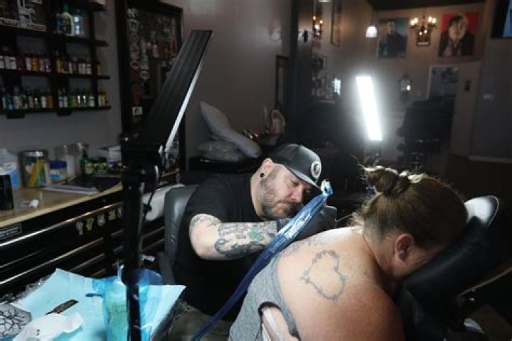 Black Label Tattoo 19 Photos & 38 Reviews Tattoo 126 E Patrick St