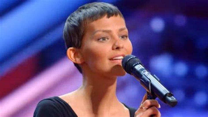 Cancer Patient Jane Marczewski Melts Simon Cowell With 'Stunning' Voice