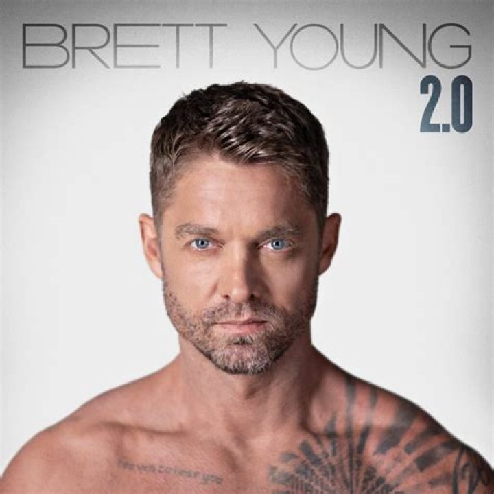 Country Singer Brett Young Is Expecting His First Child With Wife Taylor