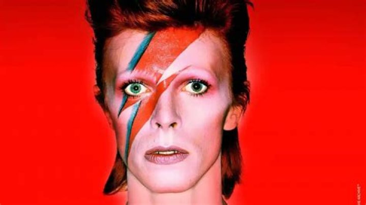 David Bowie, el ícono inmortal de la moda un repaso por sus