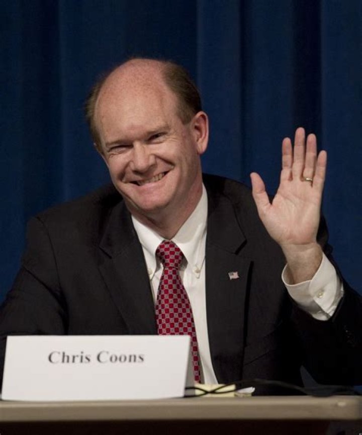 Democratic Sen. Coons pushes back on Beto's AR15 pledge Fox News Video