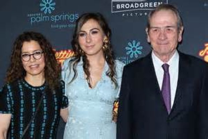 Does Tommy Lee Jones have Cancer? TRAN HUNG DAO School