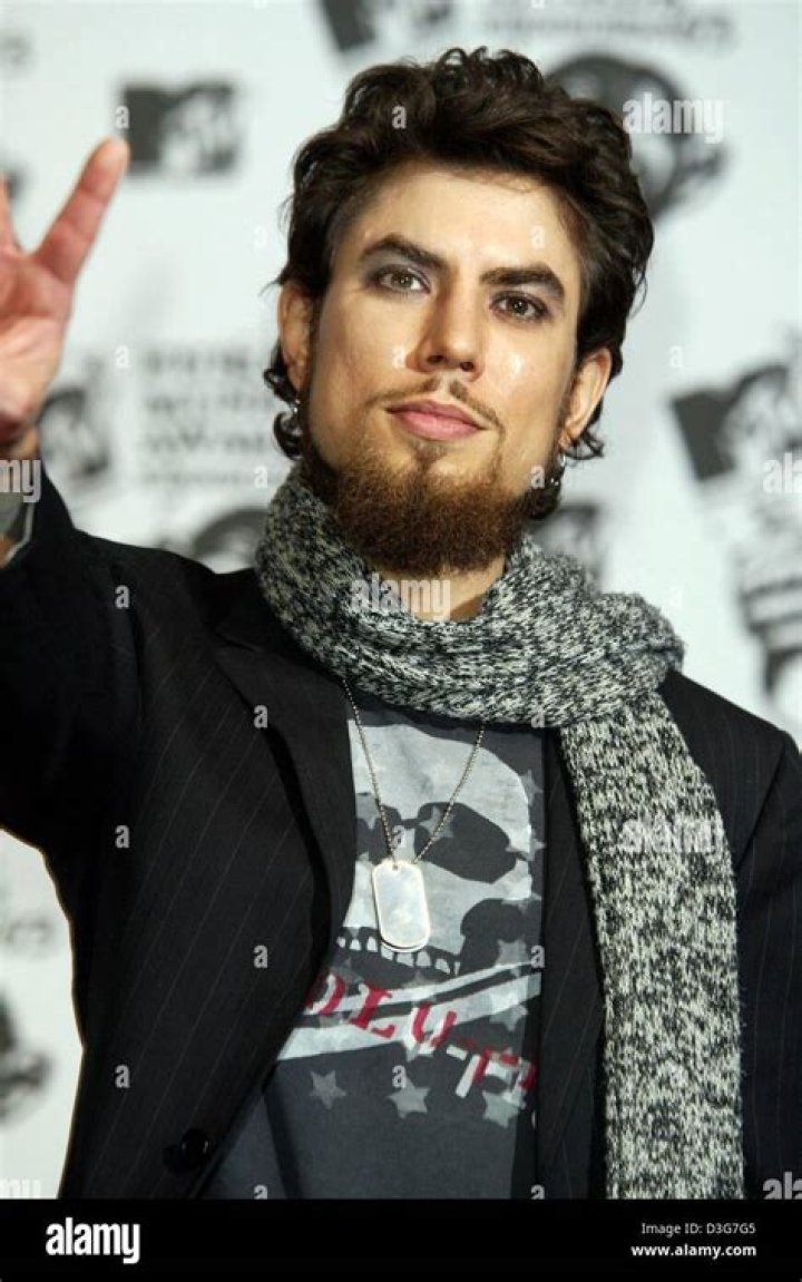 (dpa) Musician Dave Navarro and his wife, US actress Carmen Electra