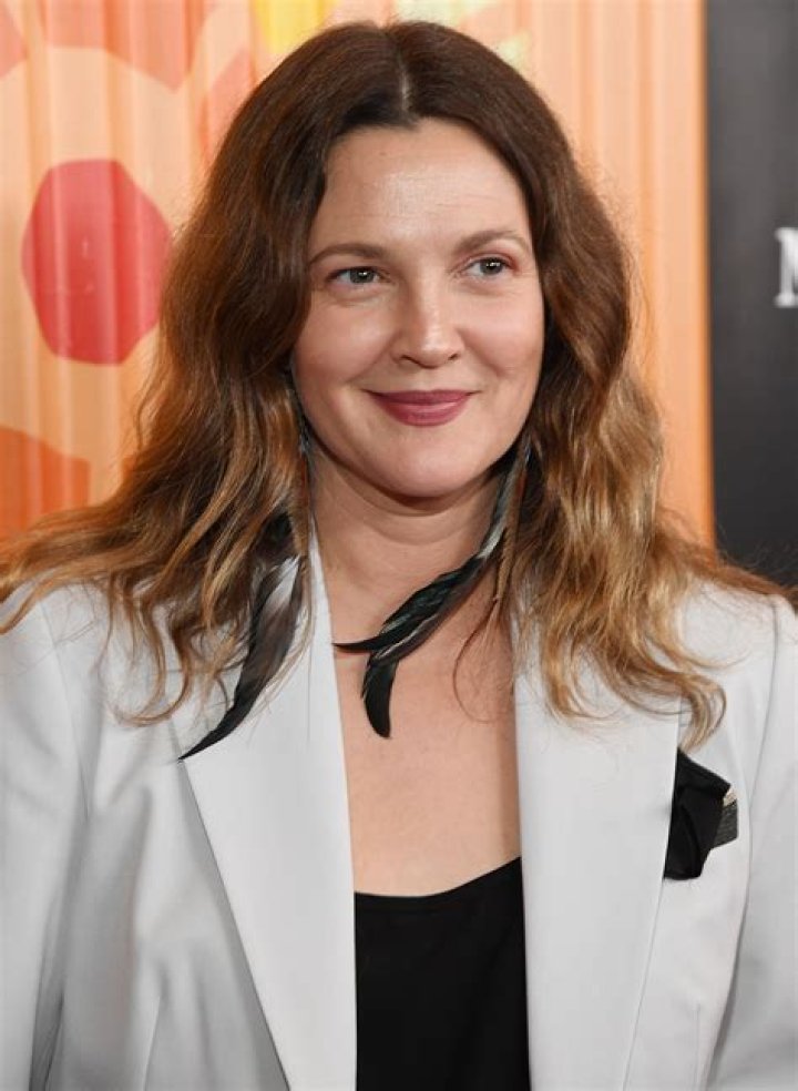 Drew Barrymore Biography, Movies, TV Shows, & Facts Britannica