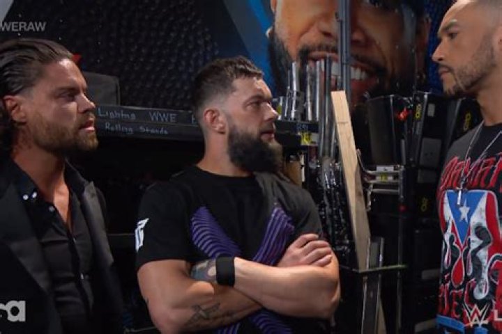Finn Balor Talks To JD McDonagh, Owens And Zayn Retain Raw Fight Size