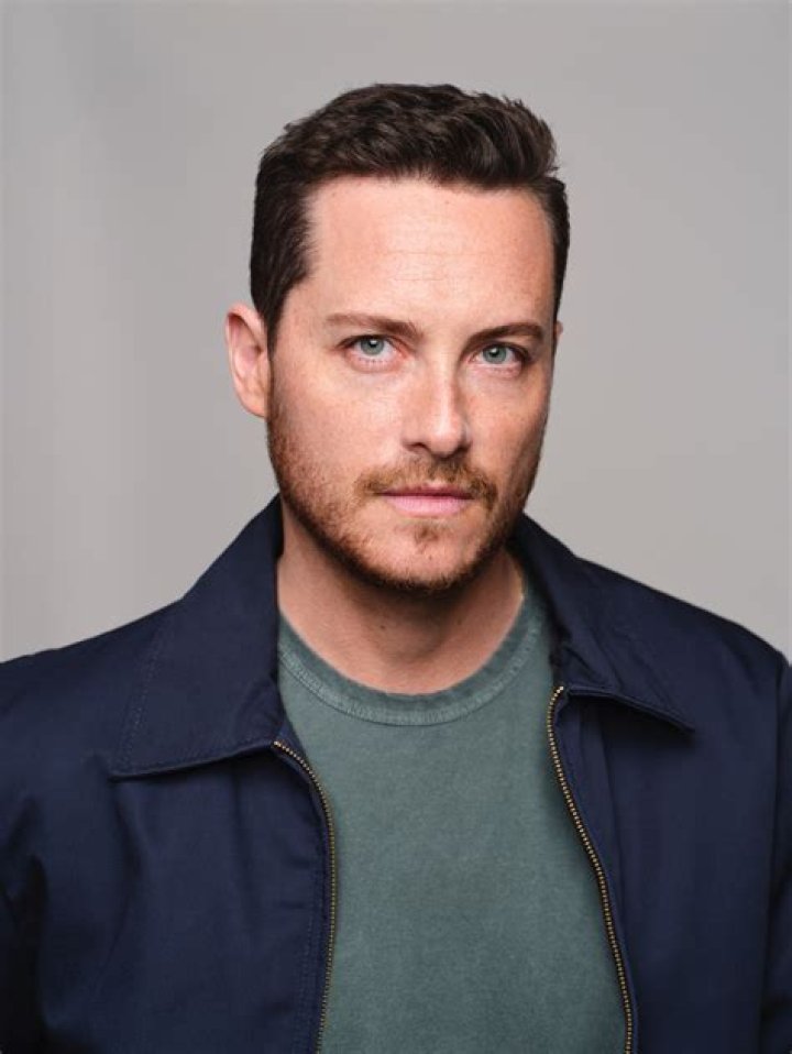 Jesse Lee Soffer Full Bio, Age, Series, New Net worth 2021