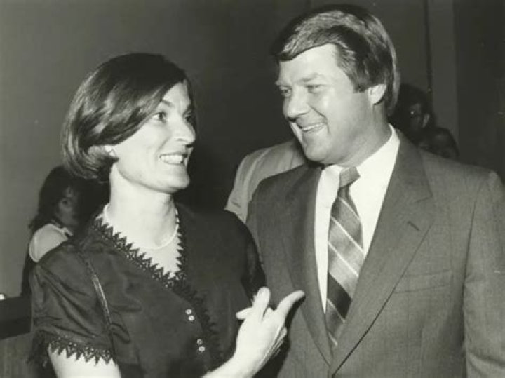 Jimmy Johnson Wife Linda Kay Cooper
