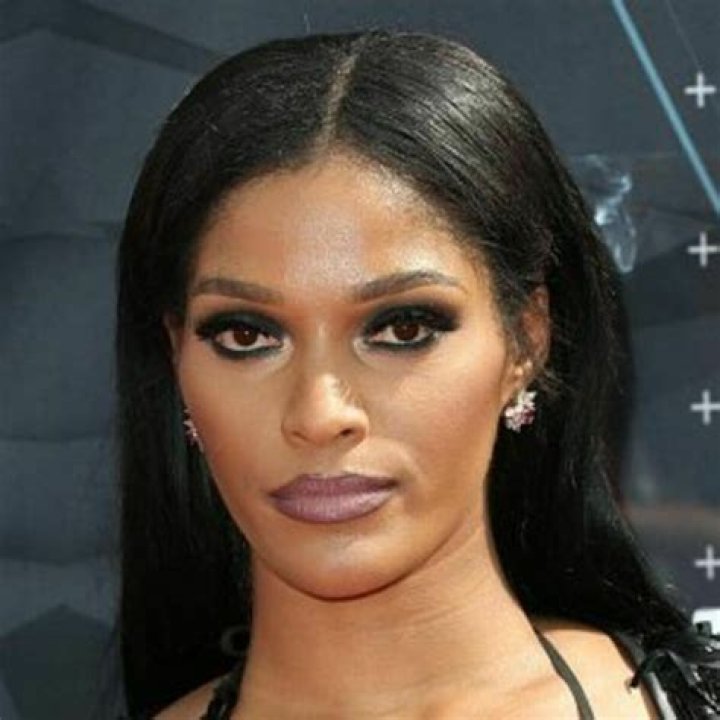 Joseline Hernandez Is At War With Her Father’s Daughter, Stevie J