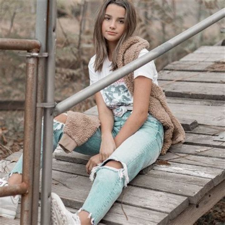 Jules LeBlanc Wiki, Bio, Facts, Age, Boyfriend, Net Worth, Height