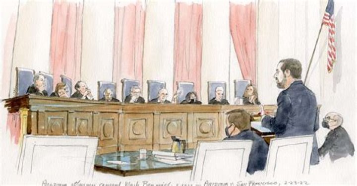 Justices probe states’ effort to defend Trump immigration rule after