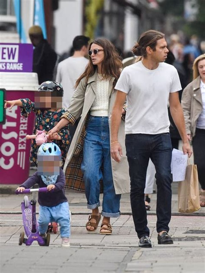 Keira Knightley family, husband, children, parents, siblings