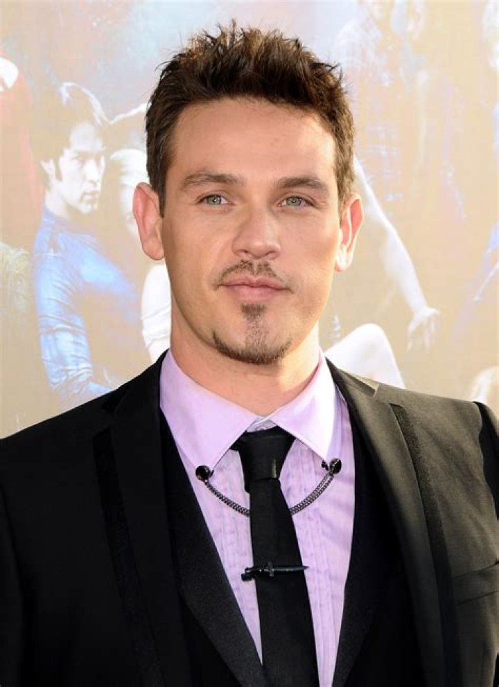 Kevin Alejandro ficha por la versión americana de The Returned Series
