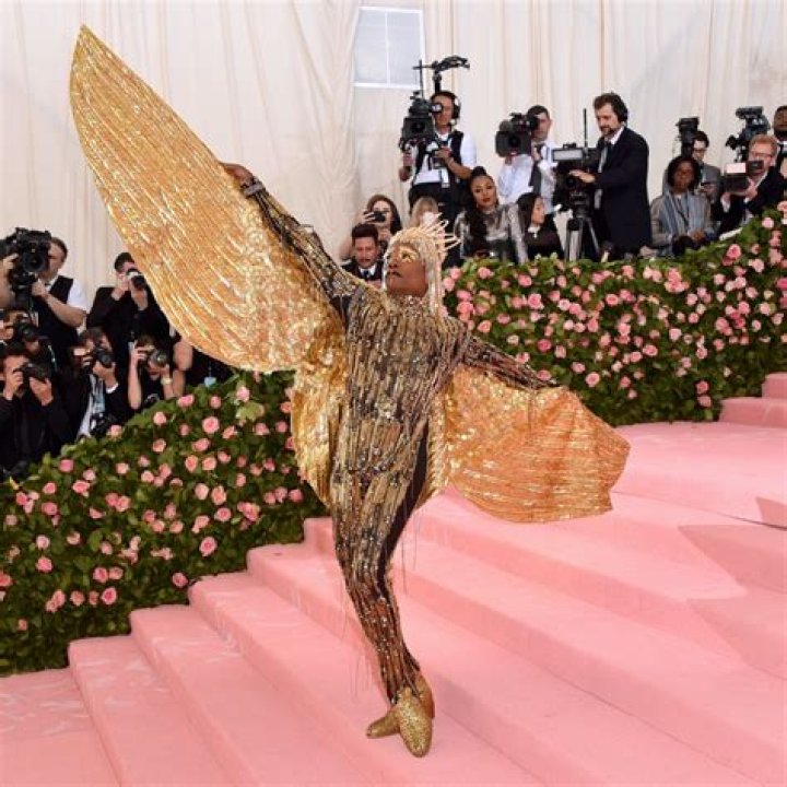La Gala MET 2019 habla de extravagancia con 'Camp Notes on Fashion'