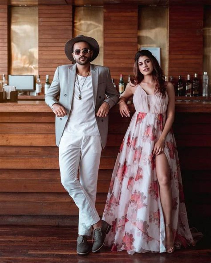Malvika Sitlani The Popular Beauty BloggerActor Ties The Knot With
