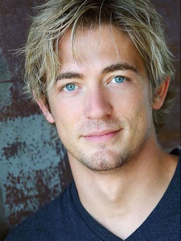 Mason D. Davis Height, Weight, Net Worth, Age, Birthday, Wikipedia, Who