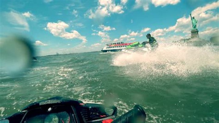 MatatanesRT_NYC Jetski Invasion 2017 YouTube