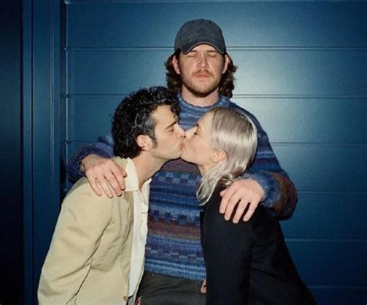 Matty Healy Kisses Phoebe Bridgers in Cheeky Snap With Bo Burnham &lsquo;Gay