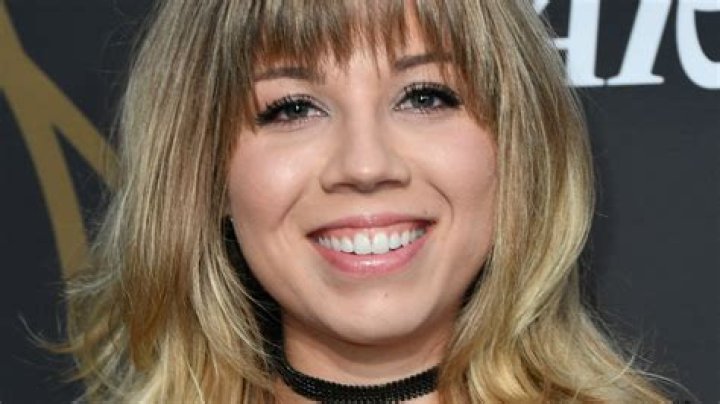 McCurdy Worth, Gossip, Salary, Age, Height, Bio,