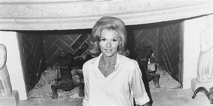 Nancy Kovack Biography Net Worth, Career, Age & More