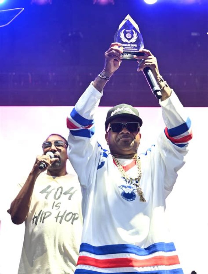 [Photos] Jermaine Dupri Throws ATL Feast For Bow Wow, Da Brat & So So