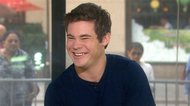 Pitch Perfect Star Adam Devine Marries Actress Chloe Bridges