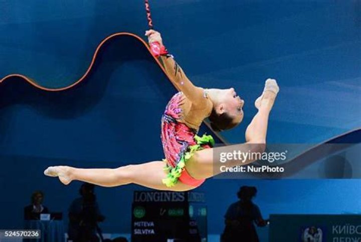 Sylvia Miteva (Bulgaria) on balance beam at the 1991 World