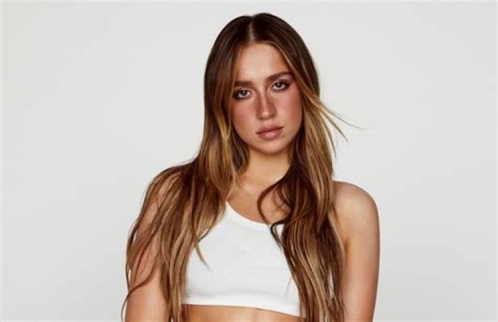 Tate McRae performs her "she's all i wanna be" single via Vevo DSCVR