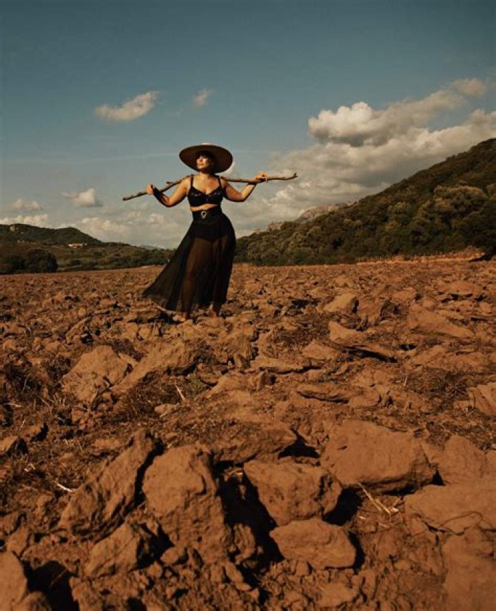 Vogue Paris Lachlan Bailey Ashley graham vogue, Vogue paris, Ashley