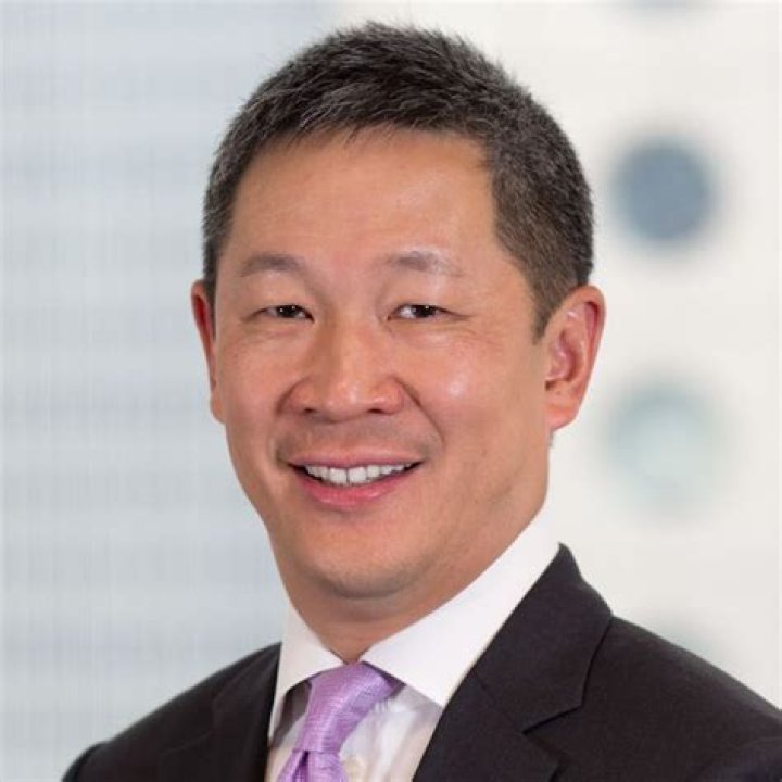 Who Are Carl Chien & Virginia Hu Chien, Justin Chien Parents? Family
