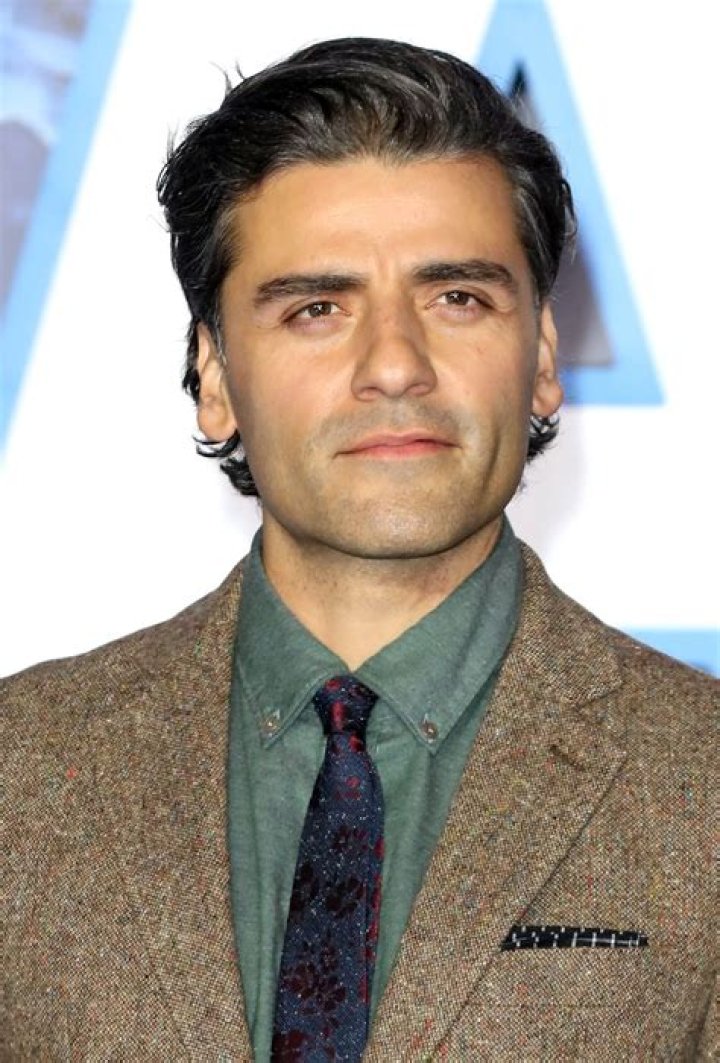 Who is Oscar Isaac and what is his height? Forte News