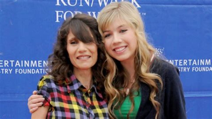 Who Was Debra McCurdy? McCurdy’s Mom Pushed Her into Acting
